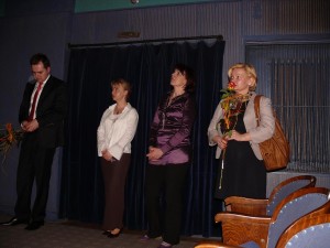2011 MOK w Piastowie spotkanie z poseł Anną Sikorą i Jakubem Oparą zorganizowane przez KGP w Piastowie